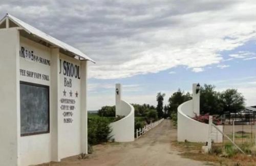 Neilersdrift House | Ou Skool Guesthouse