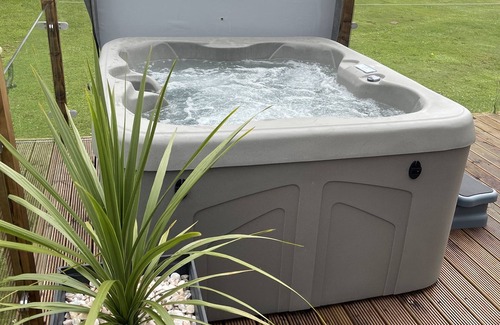 Sewerby Cabin | Our boutique lodge has been designed with your luxury & comfort in mind.