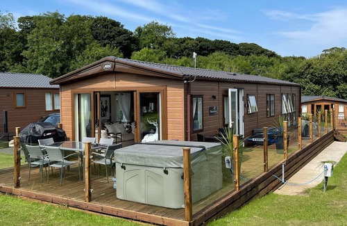 Sewerby Cabin | Our boutique lodge has been designed with your luxury & comfort in mind.