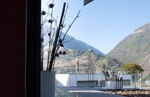 Naturno Villa | Out of the ordinary! Villa! Location! Movie theater! Pool!Wine cellar! ...