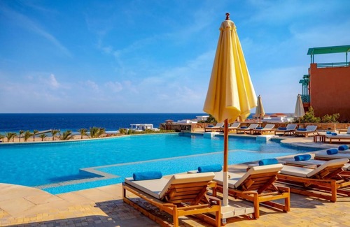 Sahl Hasheeh Apartment | Outstanding Sea View-Azzurra Apartments