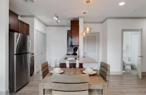 Farragut Apartment | Overlook 3205 Modern Luxury Parking