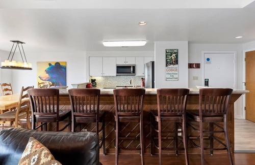 Nellysford Condo | Overlook 48 with Wintergreen Advantage