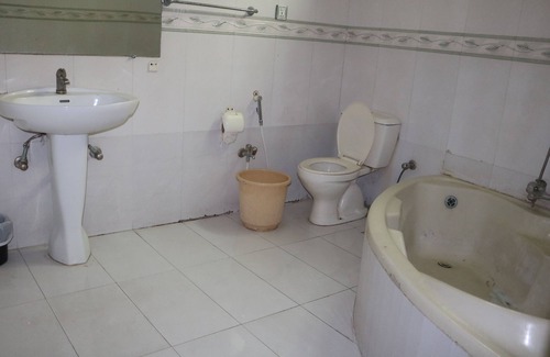 F-6 Sector House | Overseas B&B Guest House