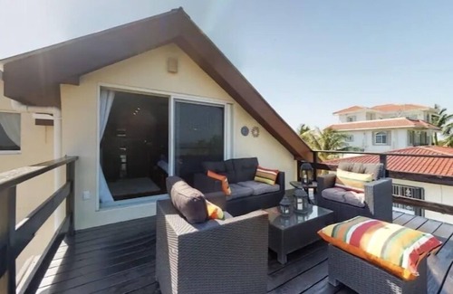 Belize City Apartment | Oversized Perfect Seaview Penthouse Loft Apartment