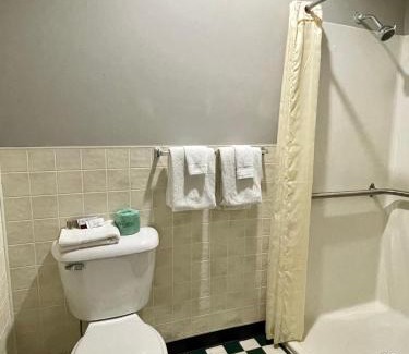 Livingston Hotel | Overton Motel
