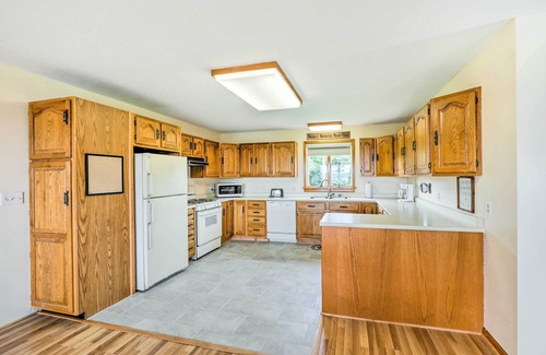 Ovid House | Ovid Home w/Lake Views on Cayuga Wine Trail!
