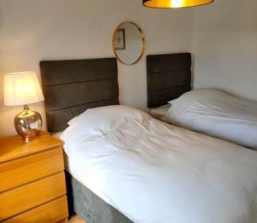 Louth House | Owl Cottage, Covenham Holiday Cottages