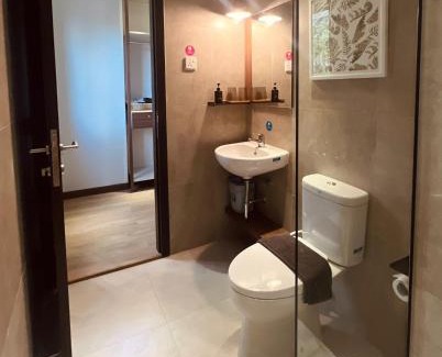 Batam Apartment | oxy suites 2-06 at Shop House Meisterstadt Pollux Habibie