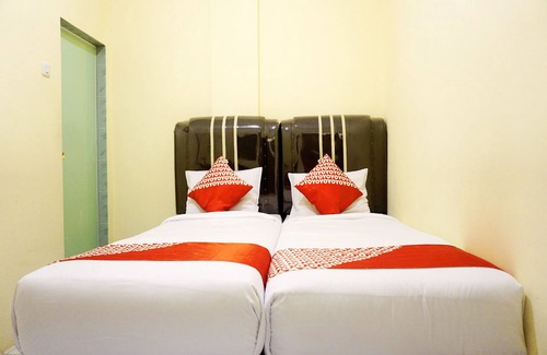 Pekanbaru Hotel | OYO 1192 Lotus Inn