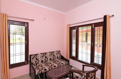 Bhimtal Hotel | OYO 13756 Damyanty Residency & Resort