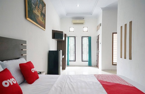 Jambi Hotel | OYO 1697 Griya Dimas Guesthouse