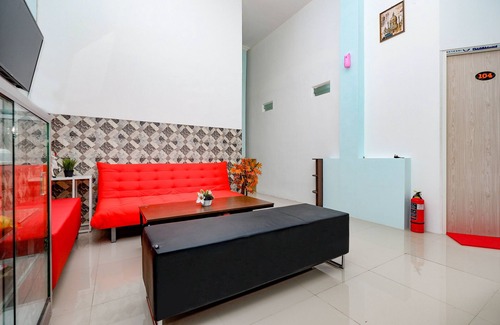 West Semarang Hotel | OYO 2782 Puspa Residence