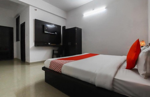 Bedla Hotel | OYO 62422 Hotel Kriti Palace