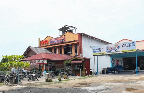 Ayer Lanas Hotel | OYO 89892 Hotel Jeli Inn