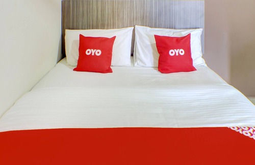 Taman Johor Jaya Hotel | OYO 89985 Js Hotel