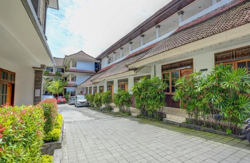 Mengwi Hotel | OYO 90201 Hotel Bina Artha