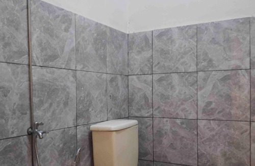 Mengwi Hotel | OYO 90547 Pondok Saren Anyar
