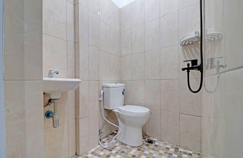 Jambi Hotel | OYO 92054 Gala Residence