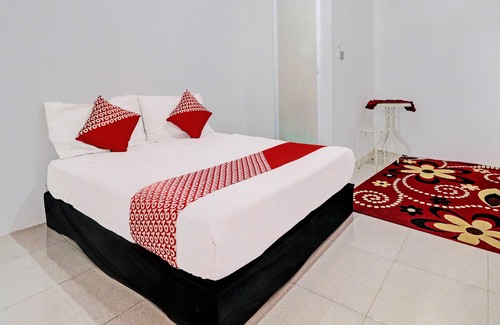 Jambi Hotel | OYO 92054 Gala Residence