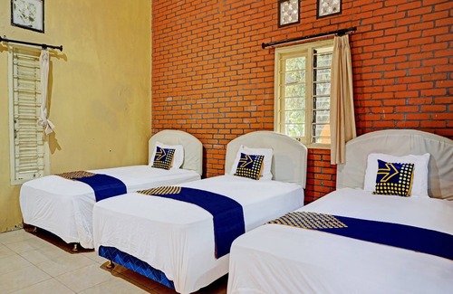 Java Hotel | OYO 92332 Griyo Werdiningsih
