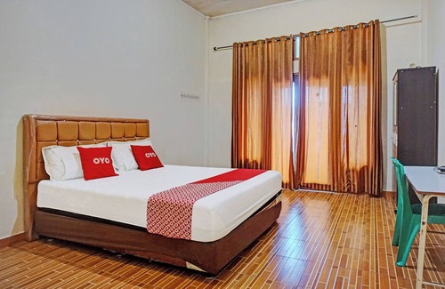 Takengon Hotel | OYO 93264 Penginapan Syari'ah Berlian