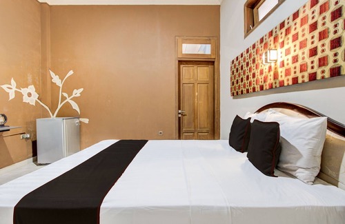 Laweyan Hotel | OYO 94757 Afiza Inn