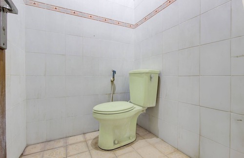 Laweyan Hotel | OYO 94757 Afiza Inn