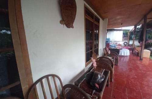 Setiabudi Hotel | OYO 94801 Pad Guest House