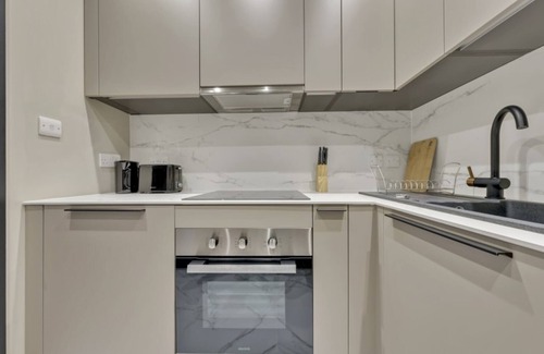 London City Centre Hotel | OYO Fine B&B