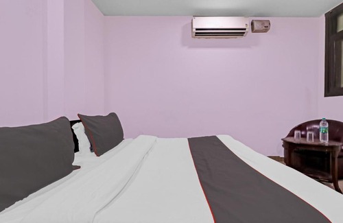 Lajpat Nagar Hotel | OYO Flagship 85649 Hotel Sunrise Inn