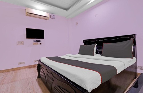Lajpat Nagar Hotel | OYO Flagship 85649 Hotel Sunrise Inn