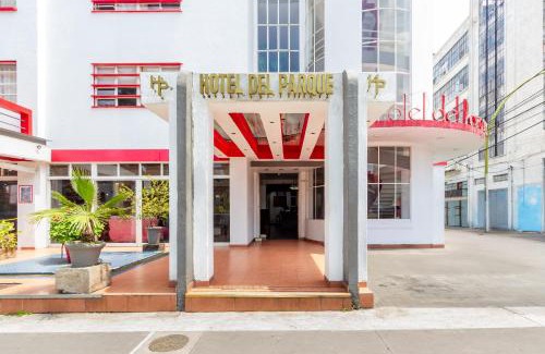 Americana Hotel | OYO Hotel Del Parque