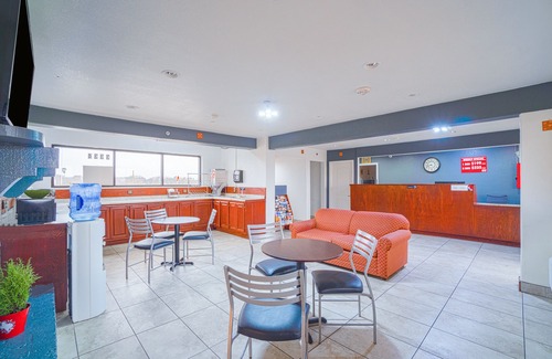 Kingsville Hotel | OYO Hotel Kingsville Hwy 77