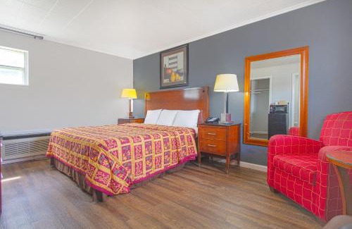 McAlester Hotel | OYO Hotel McAlester OK S Main St