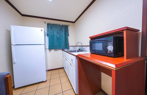 Wilkes Hotel | Oyo Hotel Portland Or Near Airport