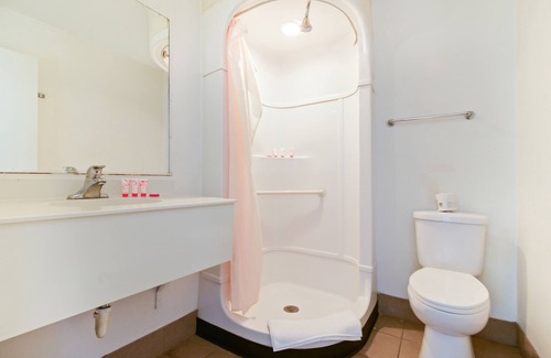 South Bend Hotel | OYO Hotel South Bend - Campus