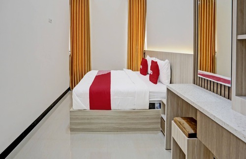 Banyuwangi Hotel | OYO Ipeda Family Residence 2