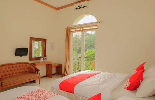 Dinoyo House | OYO Life 414 Loji Rejo Guest House