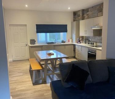 Amble House | Oyster Retreat