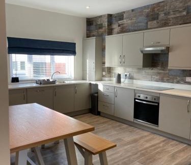 Amble House | Oyster Retreat