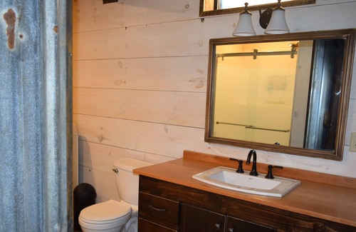Pelsor Cabin | Ozark Mountain Trails Cabin Located at Sand Gap, Arkansas.