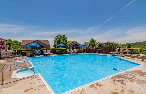 Indian Point Apartment | Ozark Vista