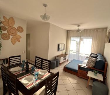 Centro Apartment | Pé na Areia com serviço de praia, Bertioga