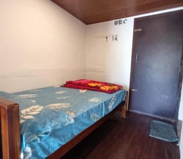 Maraiyur House | Paambar River View Homestay