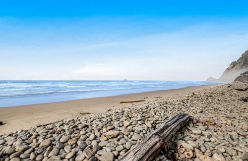 Arch Cape House | Pacific Ocean View Lodge
