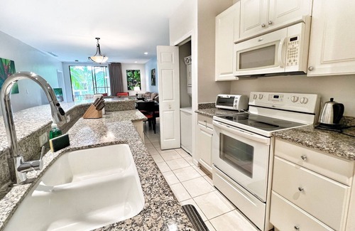 Coco Condo | PACIFICO L1307 -Spacious 2 Bedroom Condo - Close to Pools, Shops and Beach!