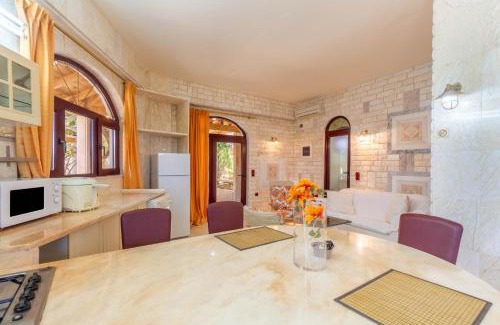 Gaios Apartment | Paco's Superior Double Villa 15