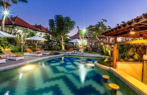 Jungut Batu Resort | Padma Kumala Hotel