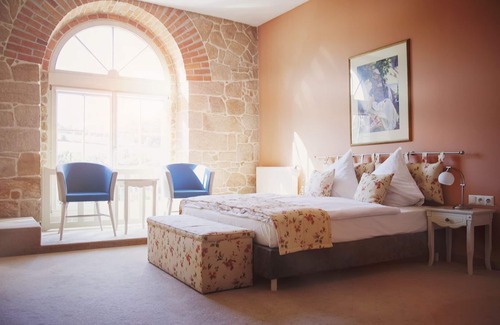 Lwowek Slaski Hotel | Palac Brunow